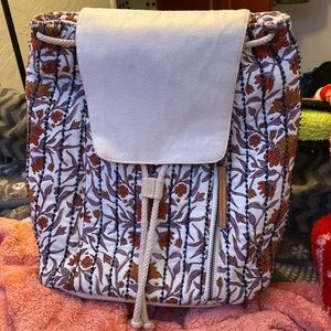 Universal threads floral print backpack